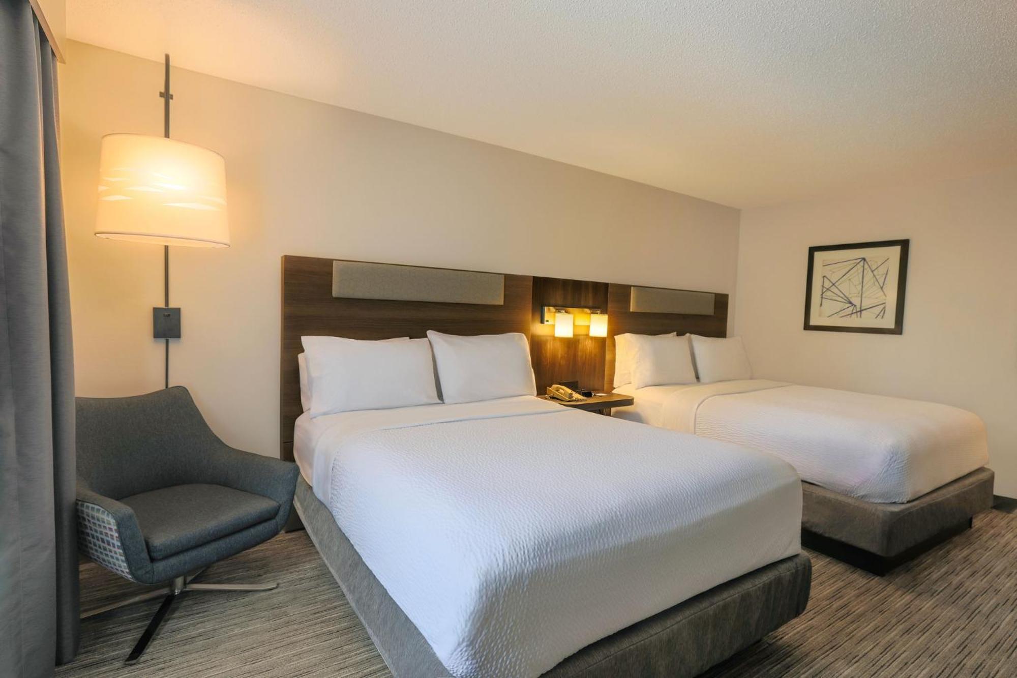 Holiday Inn Express Hotel & Suites Raleigh North - Wake Forest By Ihg Exterior foto
